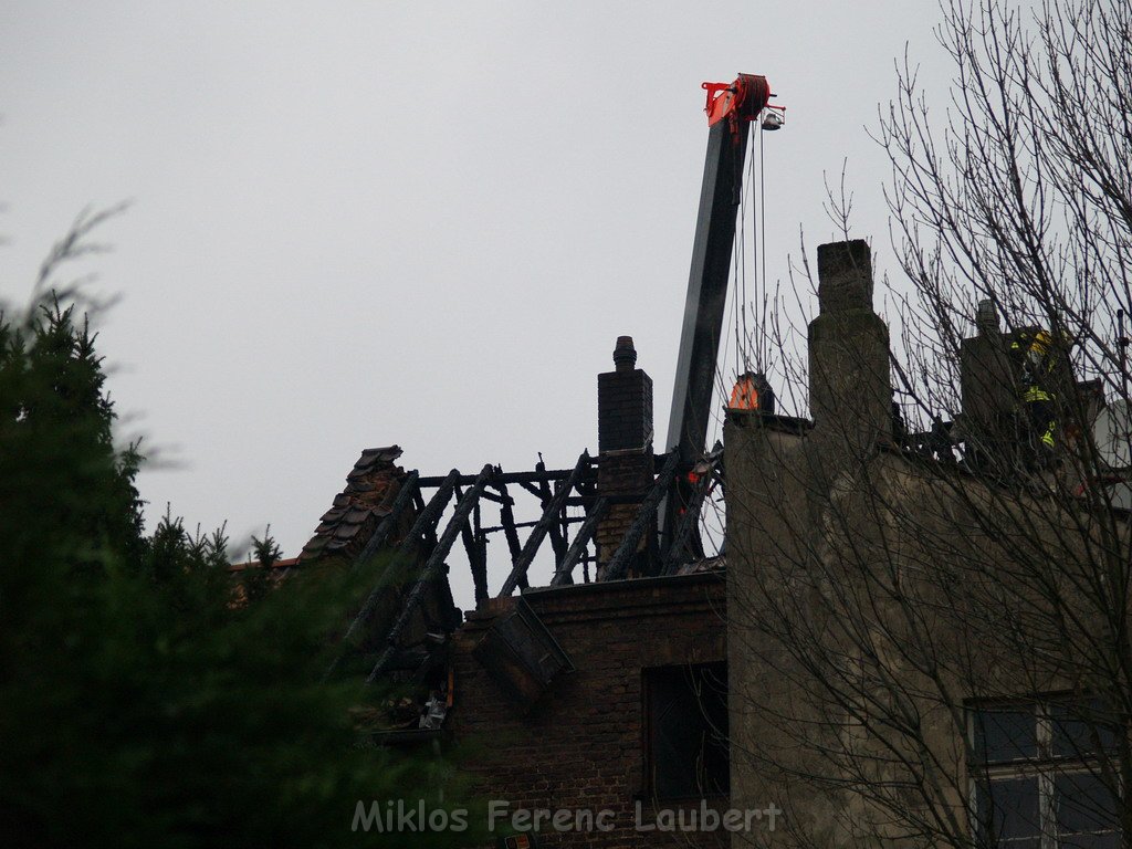 Brand Koeln Dellbrueck Bergisch Gladbacherstr   P549.JPG